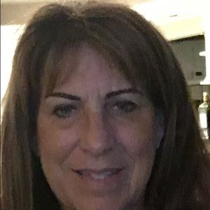 Meet your Posher, Debra